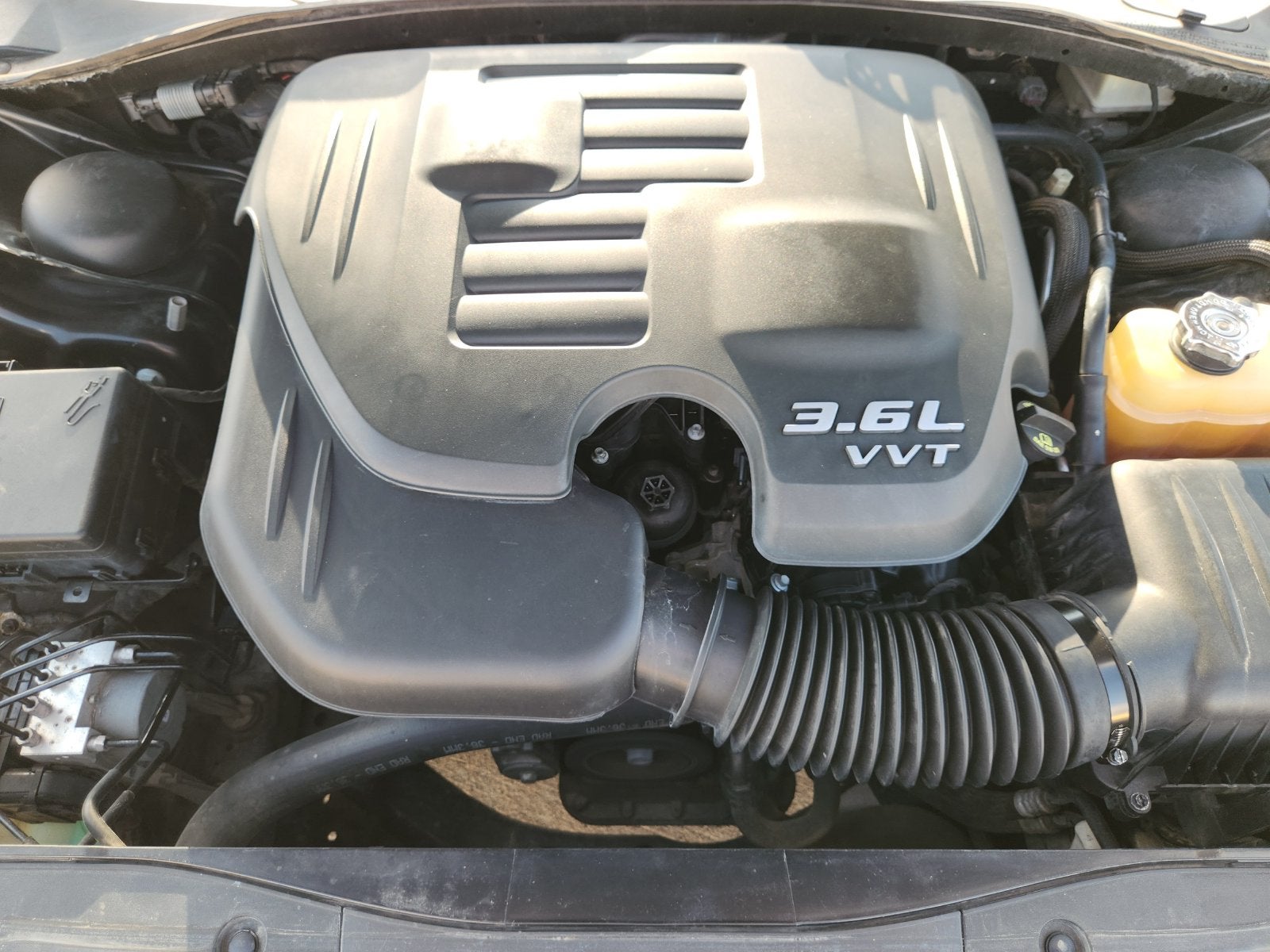 2016 Dodge Charger SE