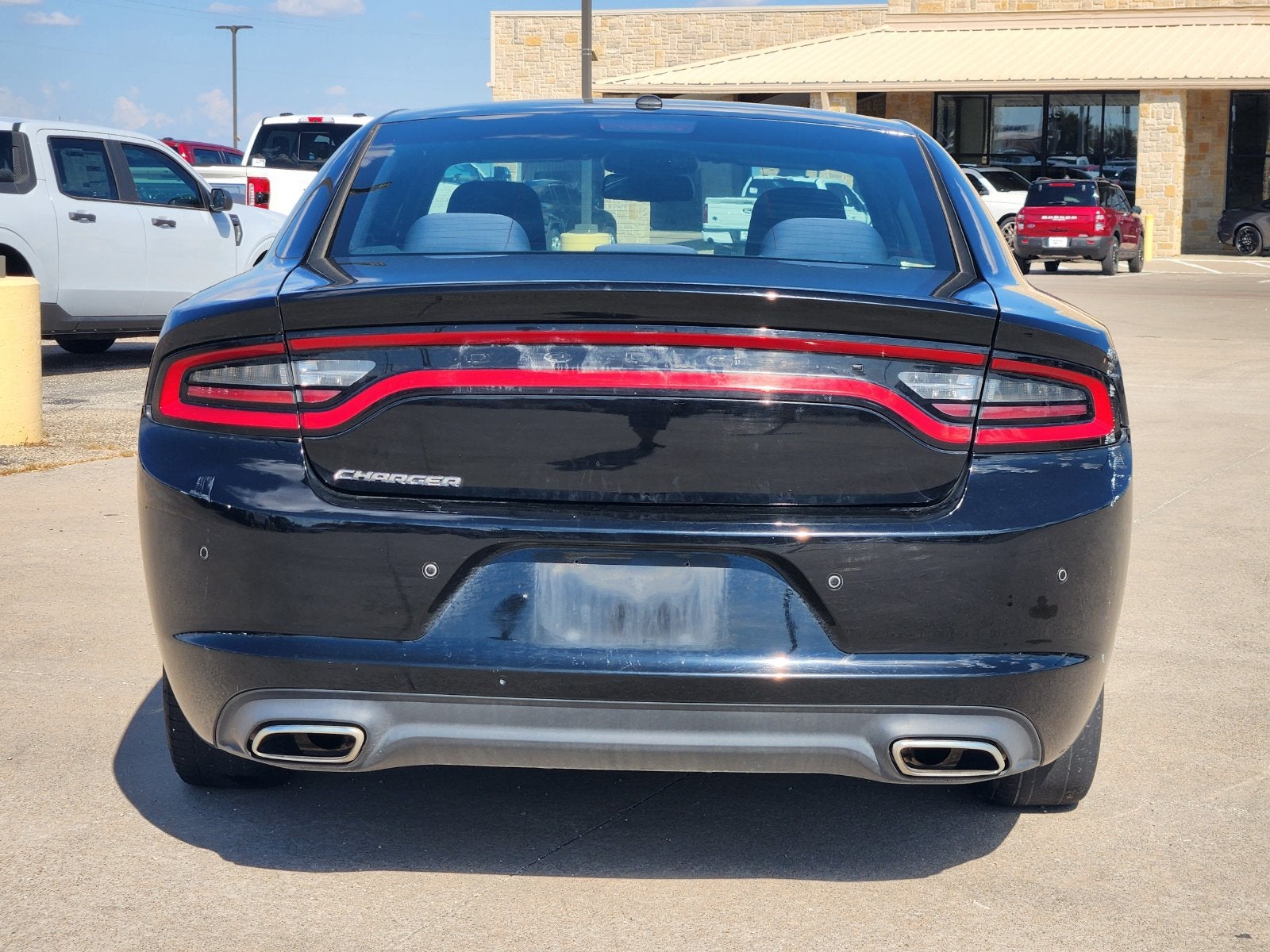 2016 Dodge Charger SE