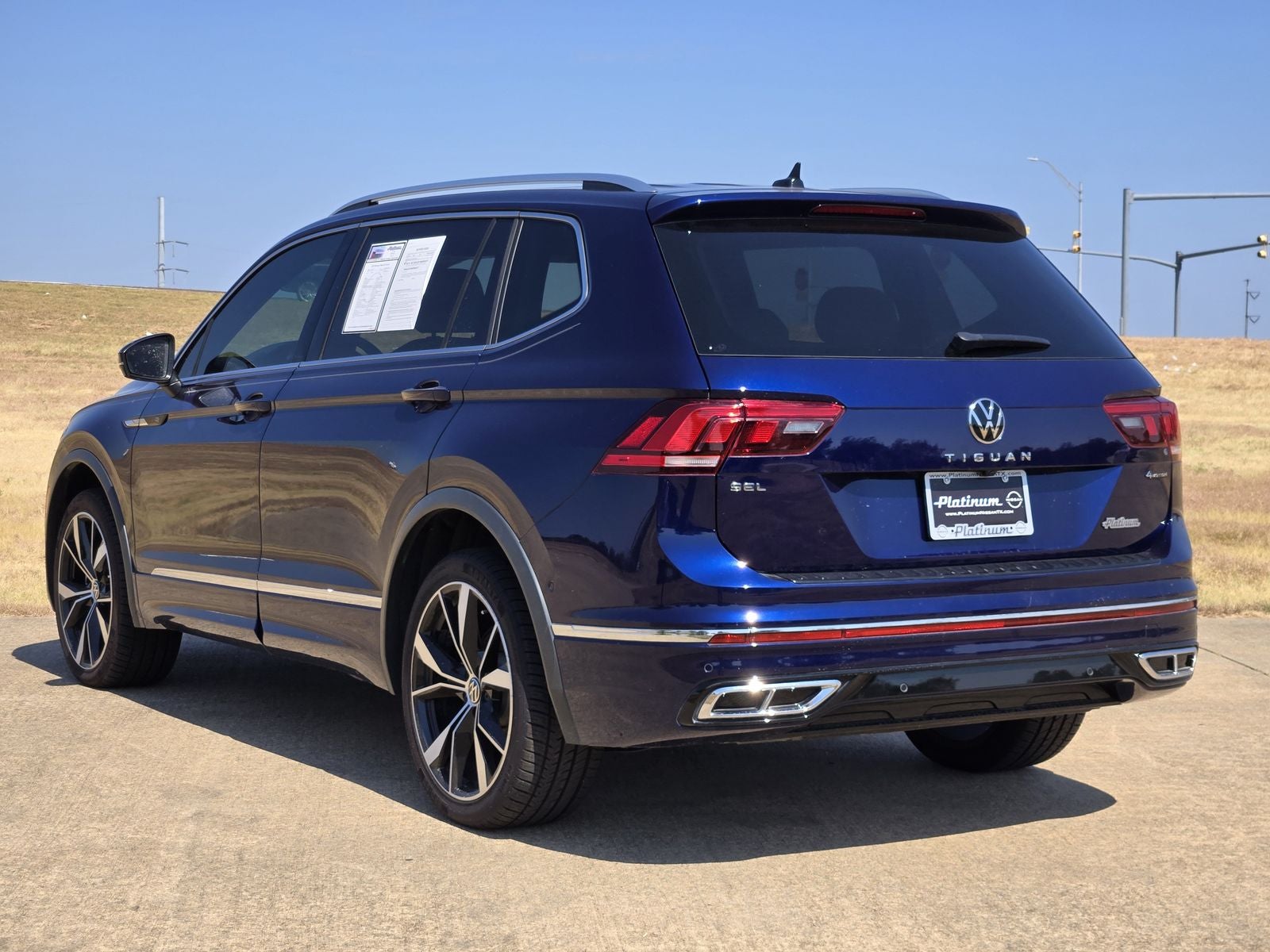 2024 Volkswagen Tiguan 2.0T SEL R-Line