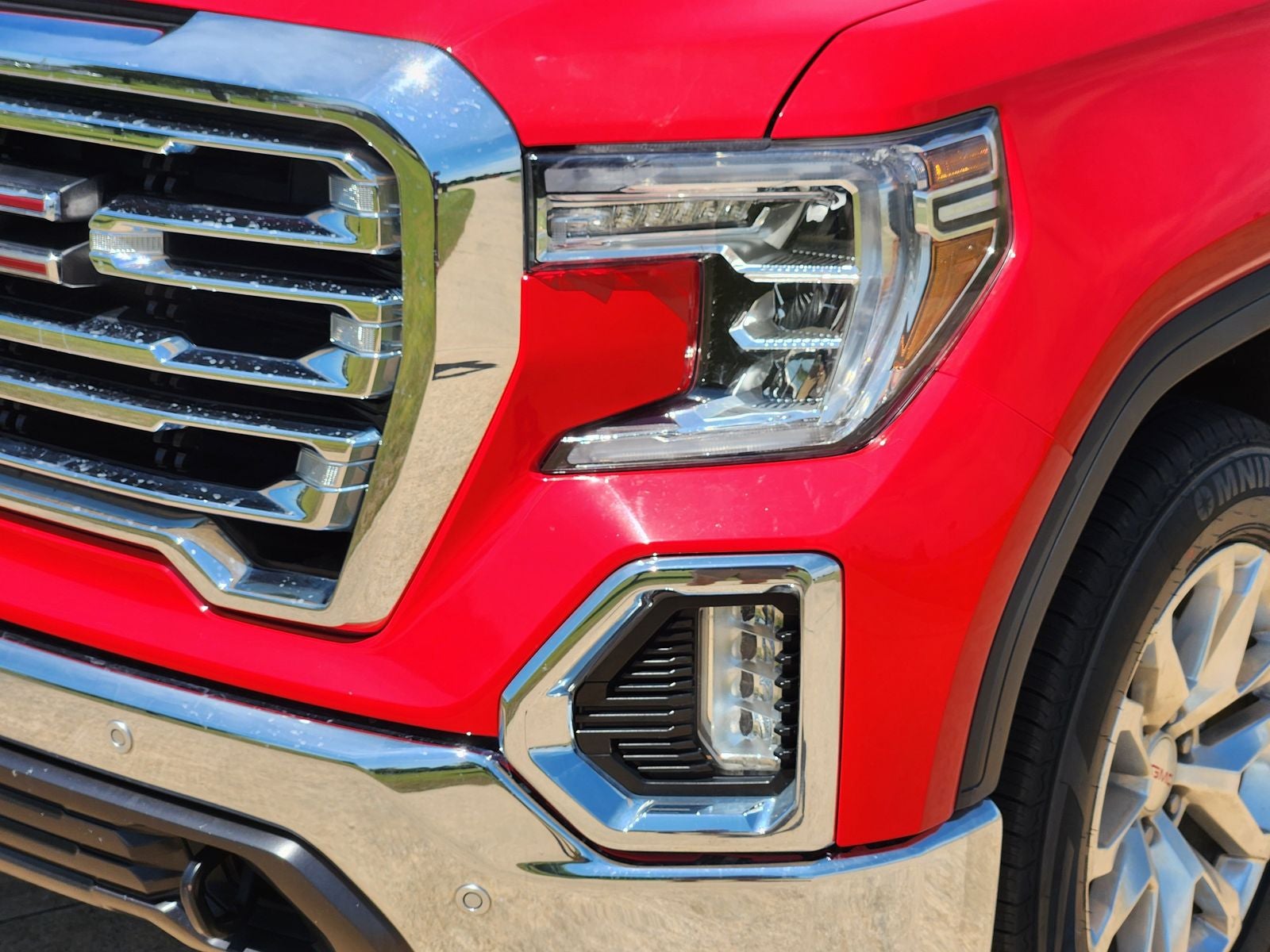 2020 GMC Sierra 1500 SLT