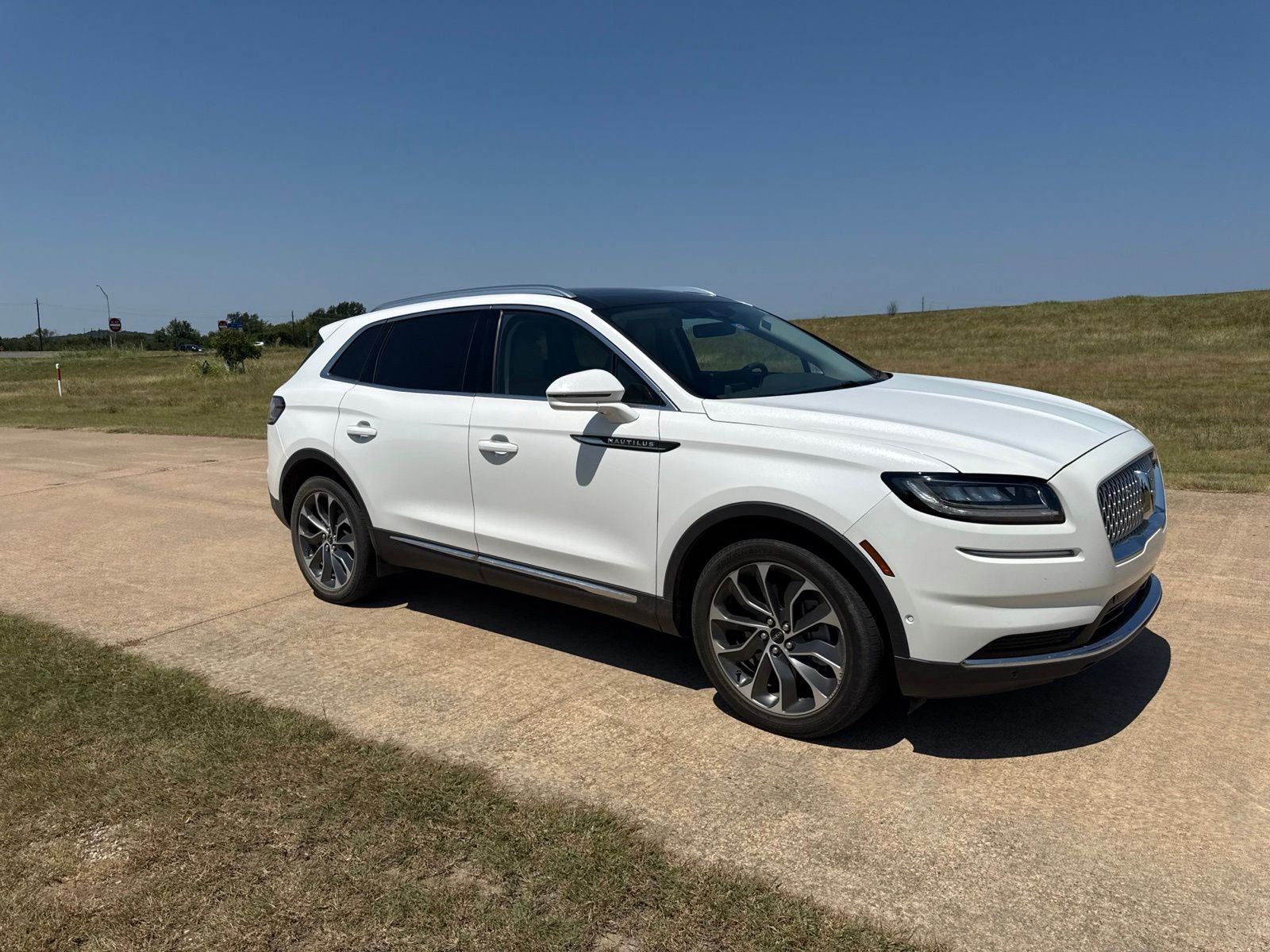 2021 Lincoln Nautilus Reserve