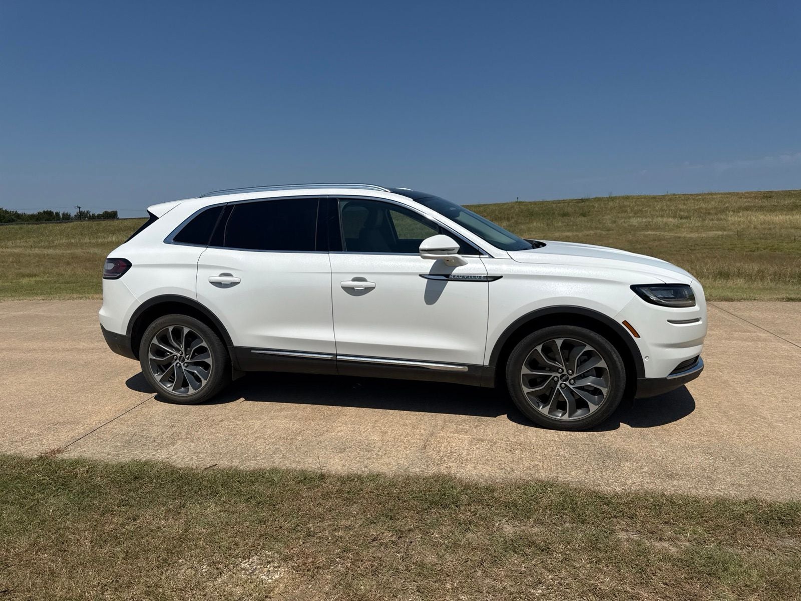 2021 Lincoln Nautilus Reserve