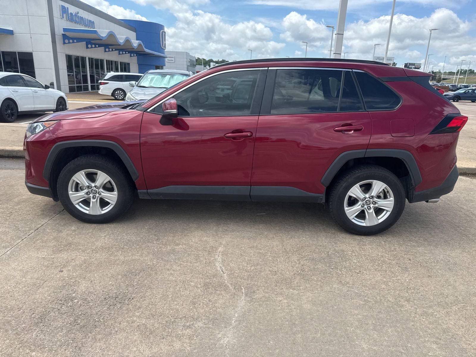 2021 Toyota RAV4 XLE