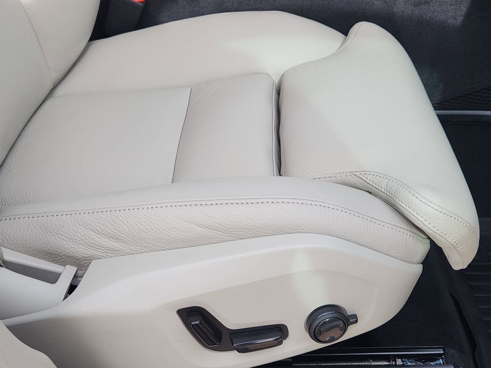2020 Volvo XC60 T6 Inscription