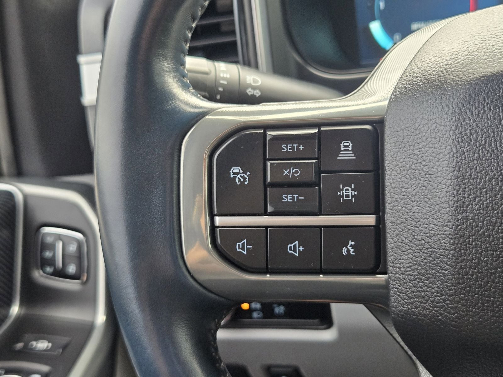 2024 Ford F-350SD Limited DRW