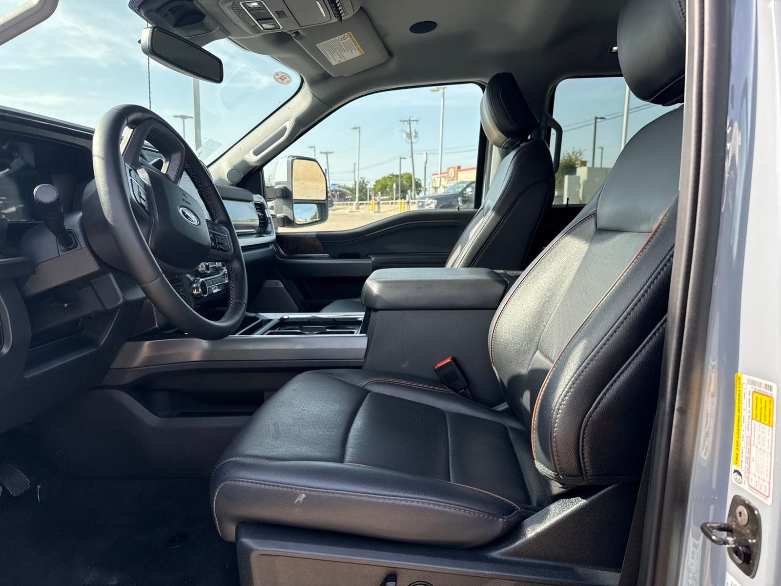 2025 Ford F-350SD Lariat DRW