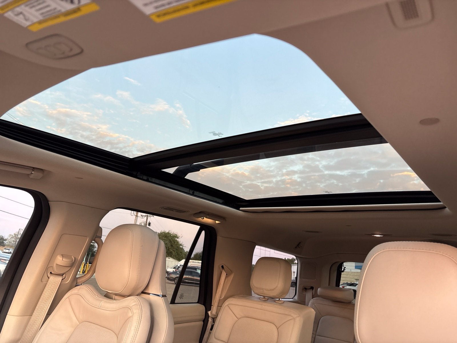 2021 Lincoln Navegador Reserve