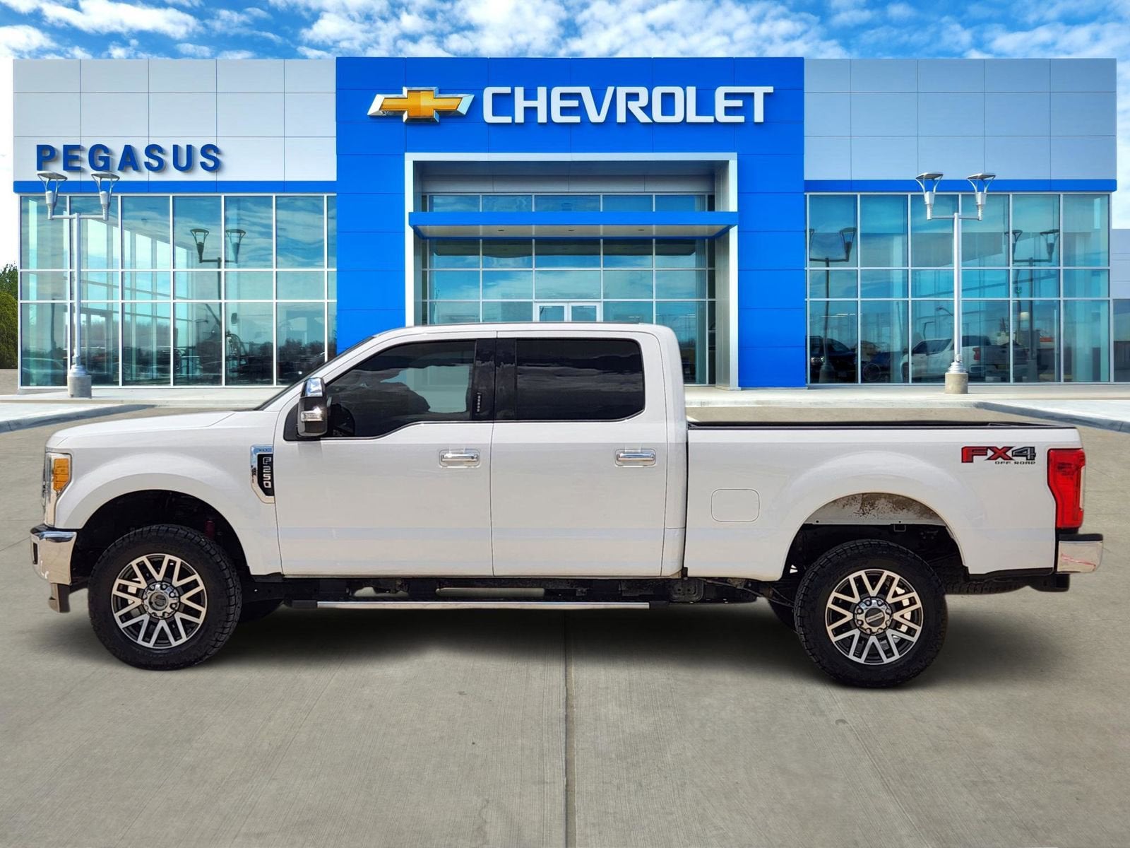 2017 Ford Super Duty F-250 SRW Lariat