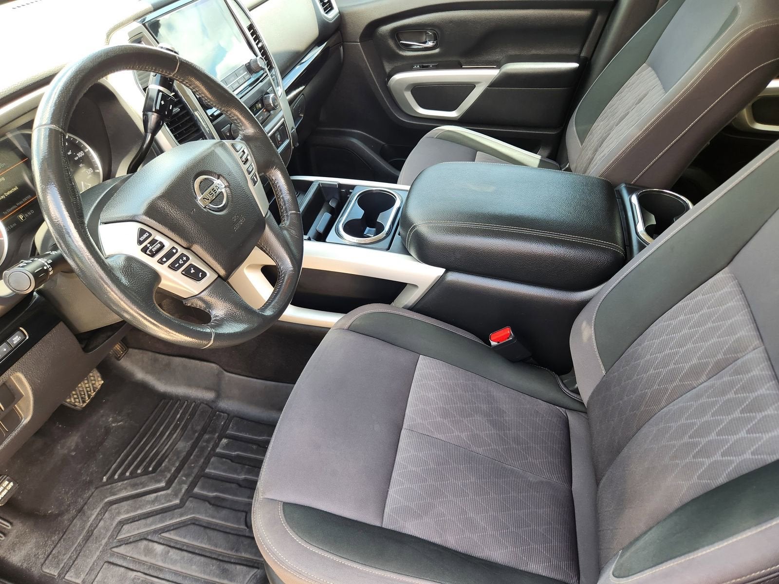 2021 Nissan TITAN XD Crew Cab SV 4x4