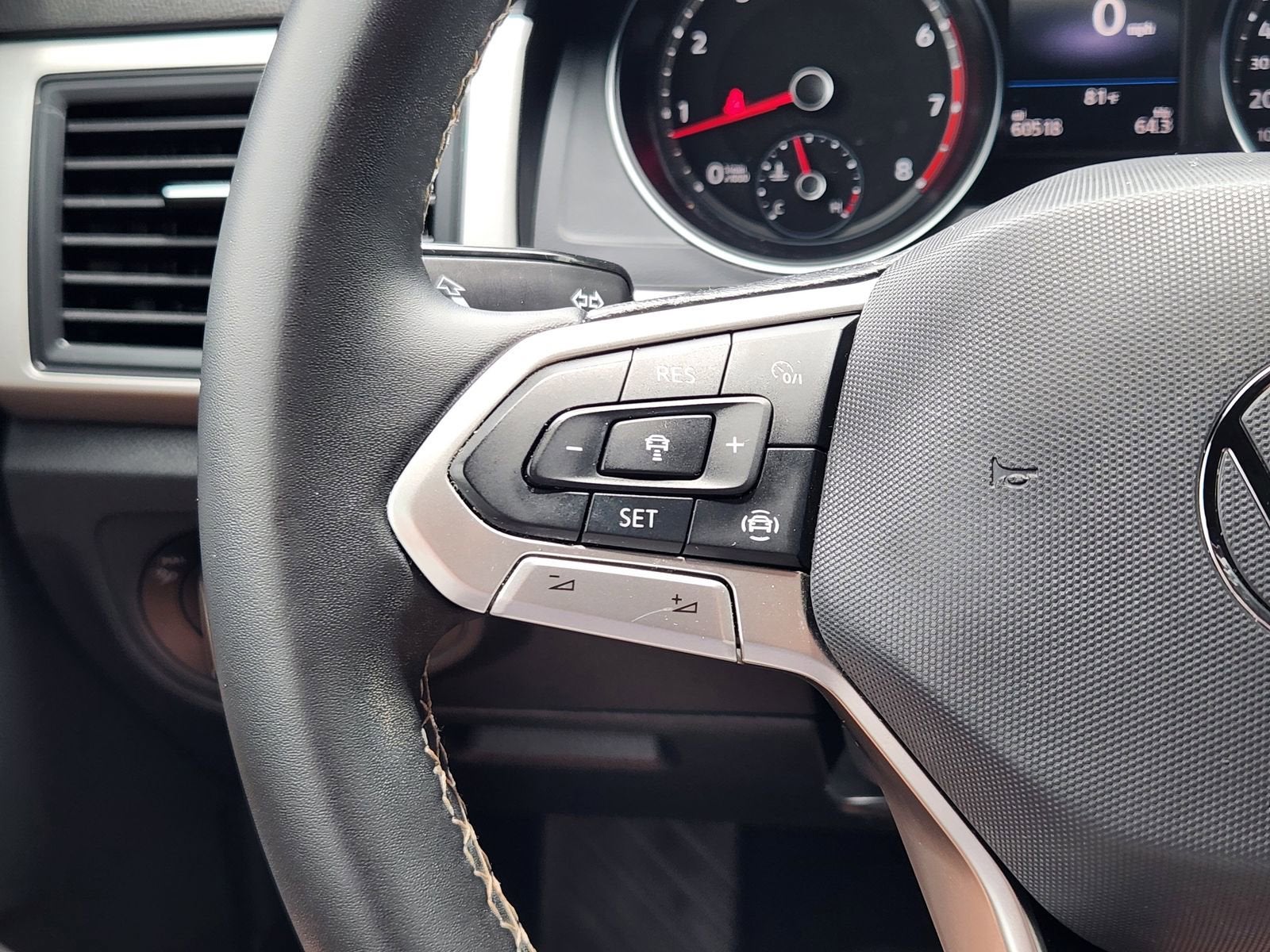2021 Volkswagen Atlas Cross Sport 3.6L V6 SE w/Technology