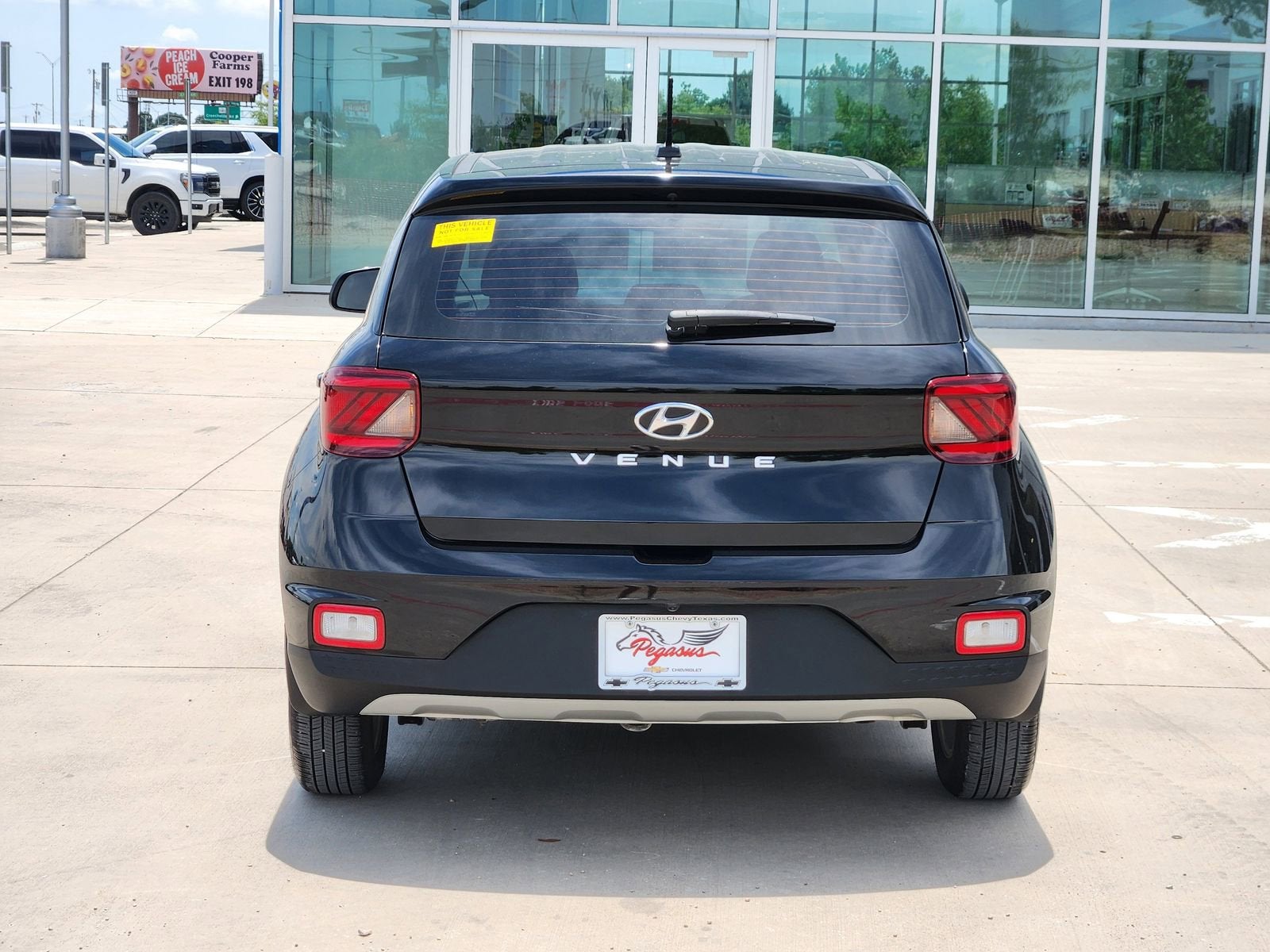 2025 Hyundai Venue SE