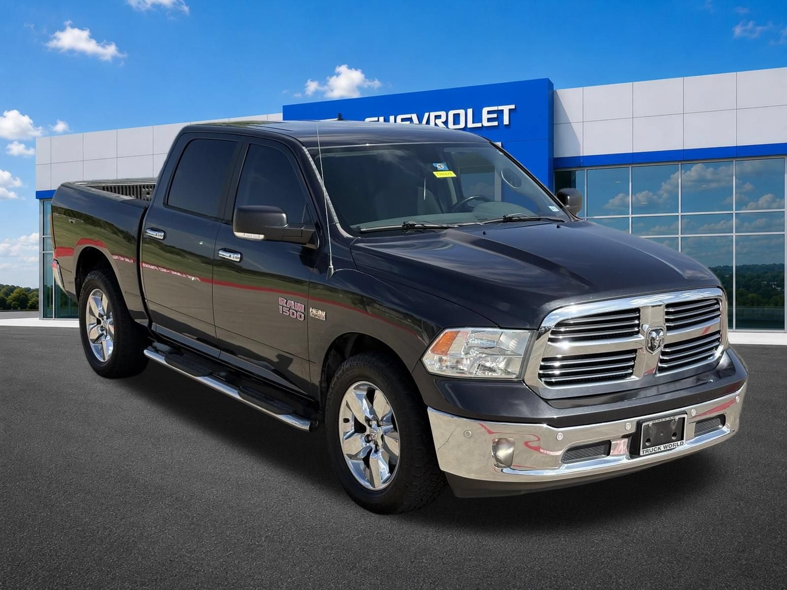 2017 RAM 1500 Lone Star Crew Cab 4x2 5'7" Box