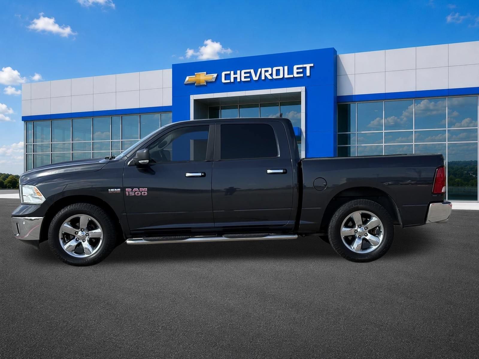 2017 RAM 1500 Lone Star Crew Cab 4x2 5'7" Box