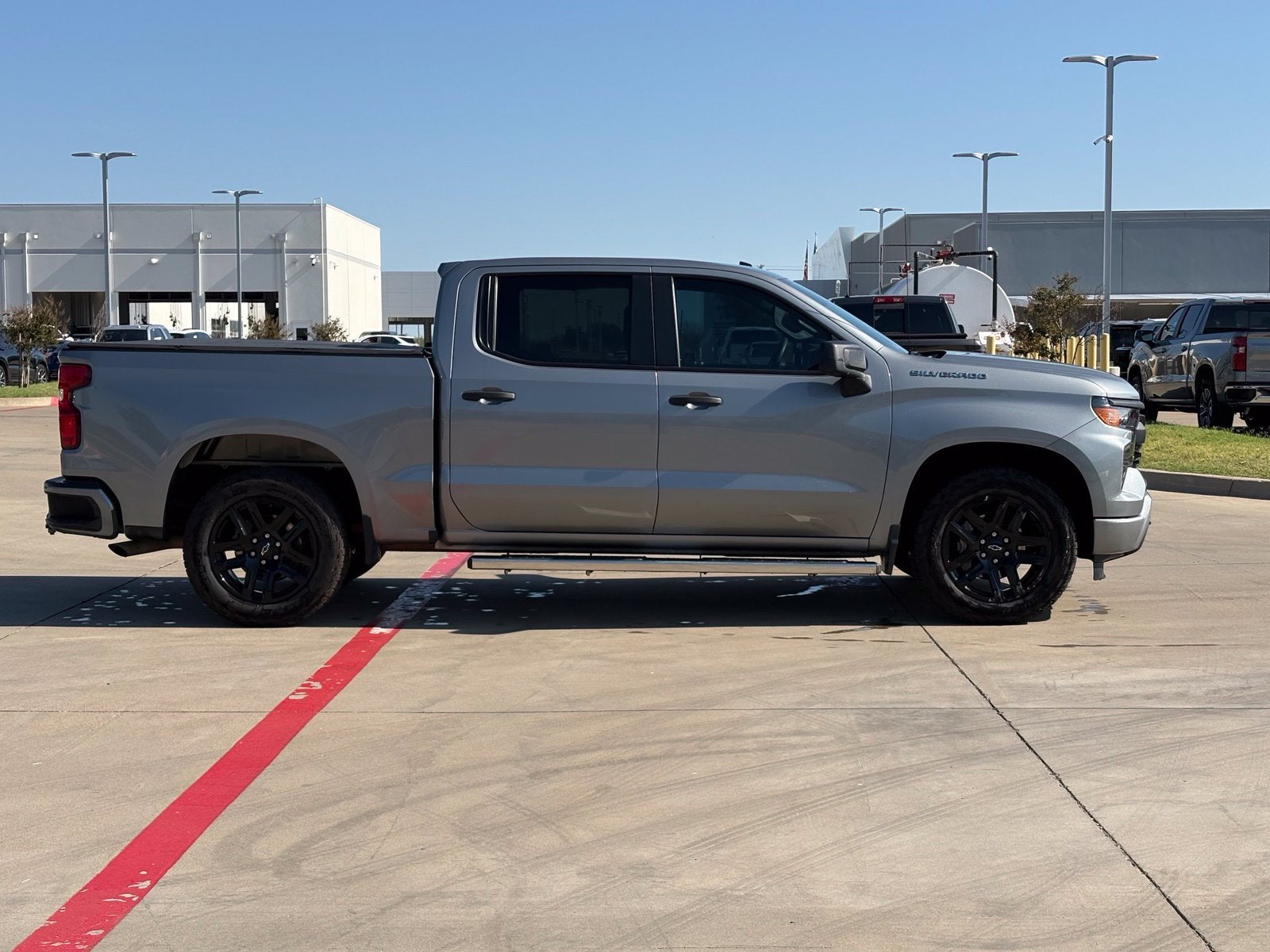 2023 Chevrolet Silverado 1500 Custom