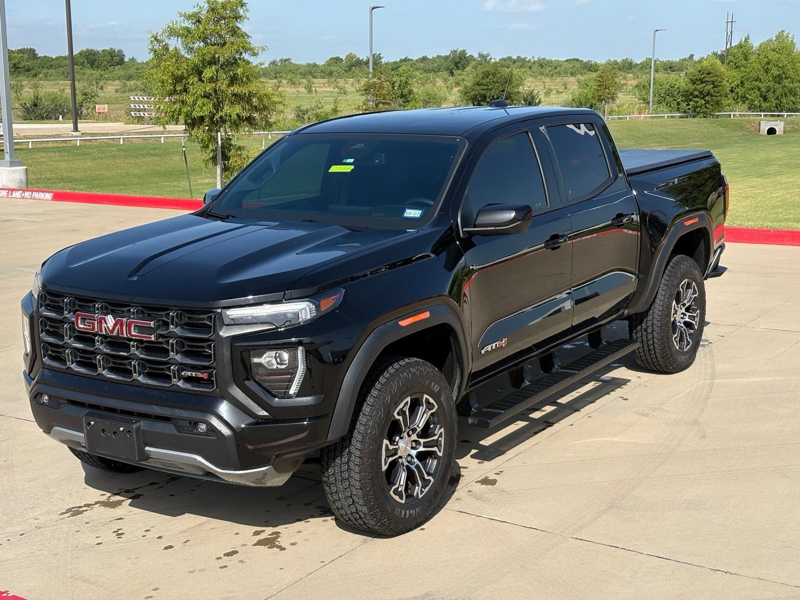2023 GMC Canyon AT4