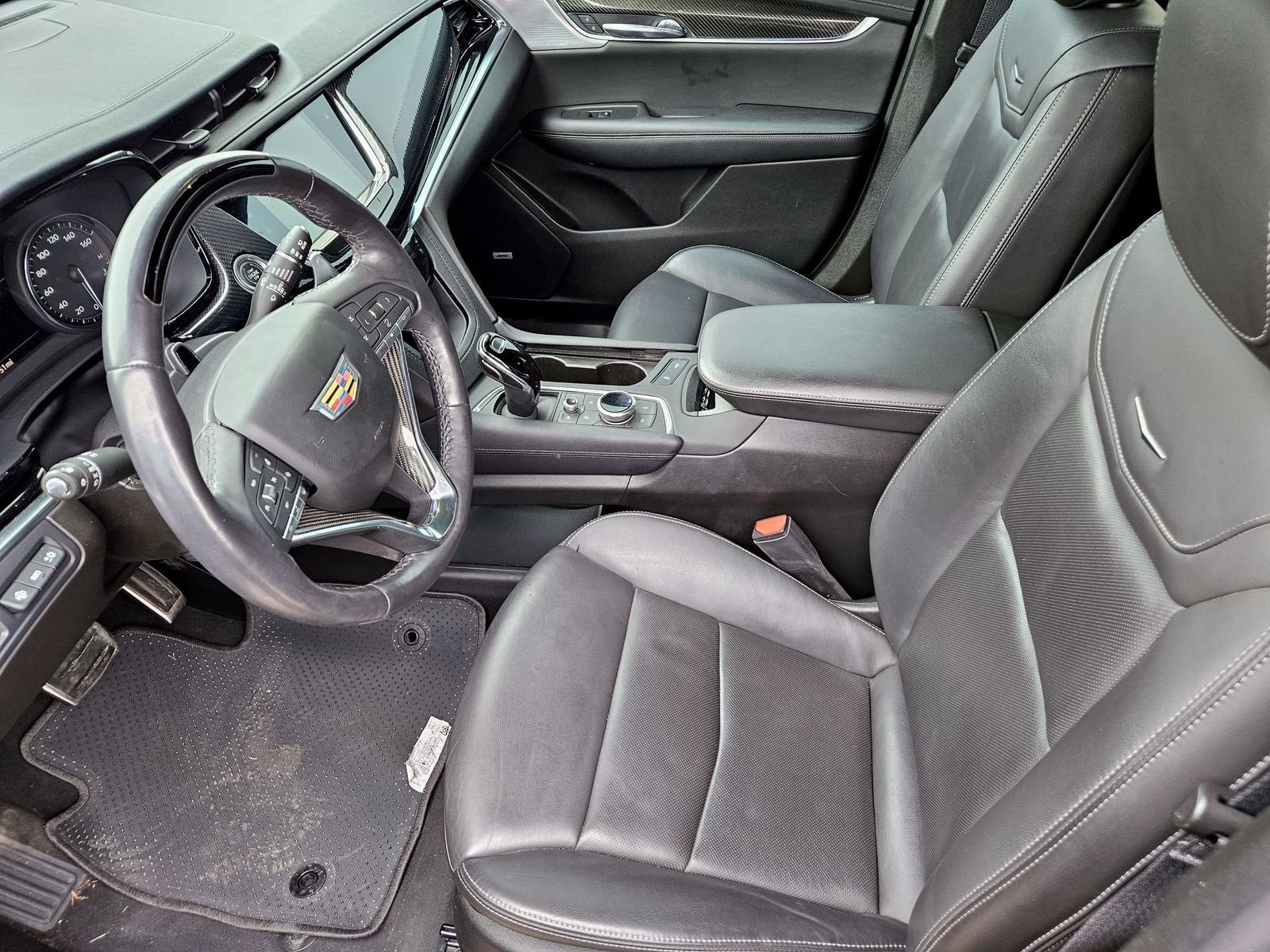 2023 Cadillac XT6 Sport