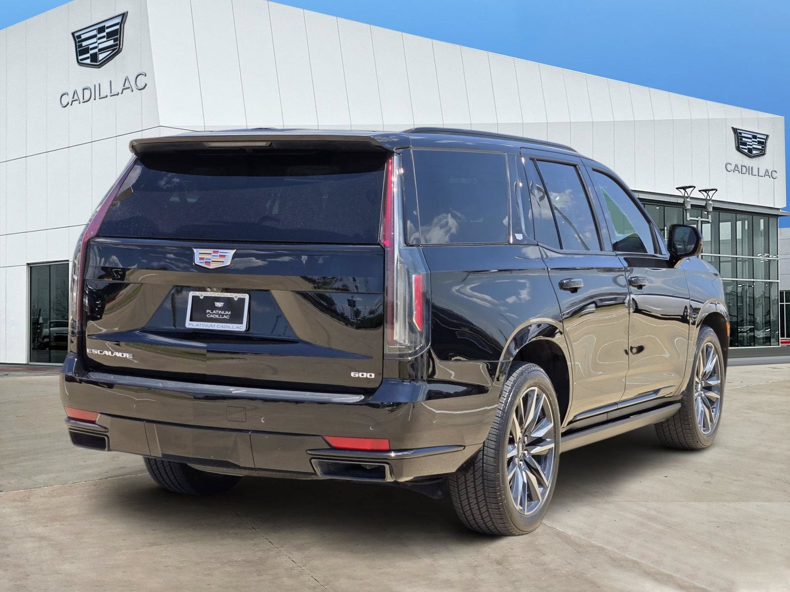 2022 Cadillac Escalade Sport