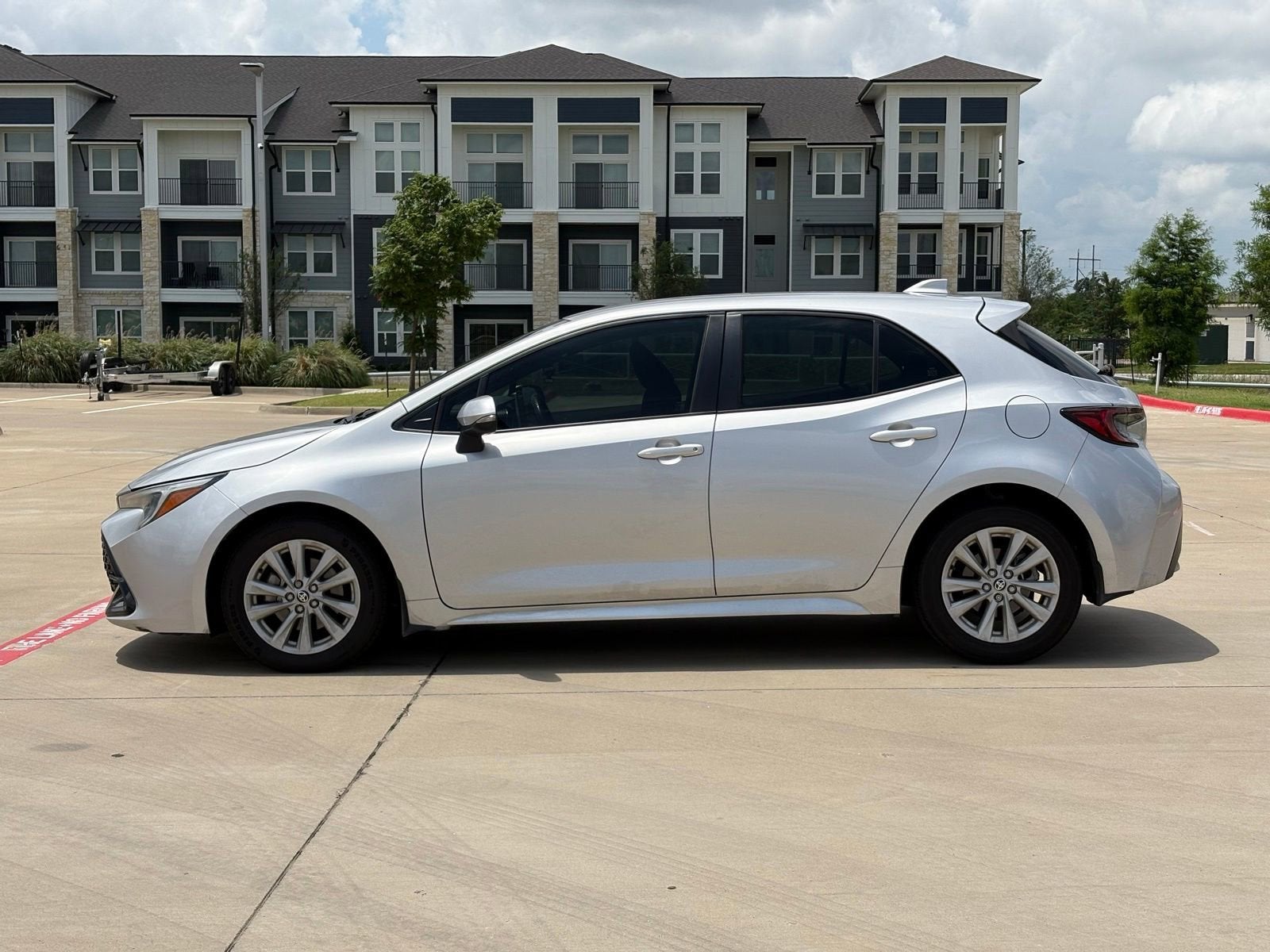 2024 Toyota Corolla Hatchback SE
