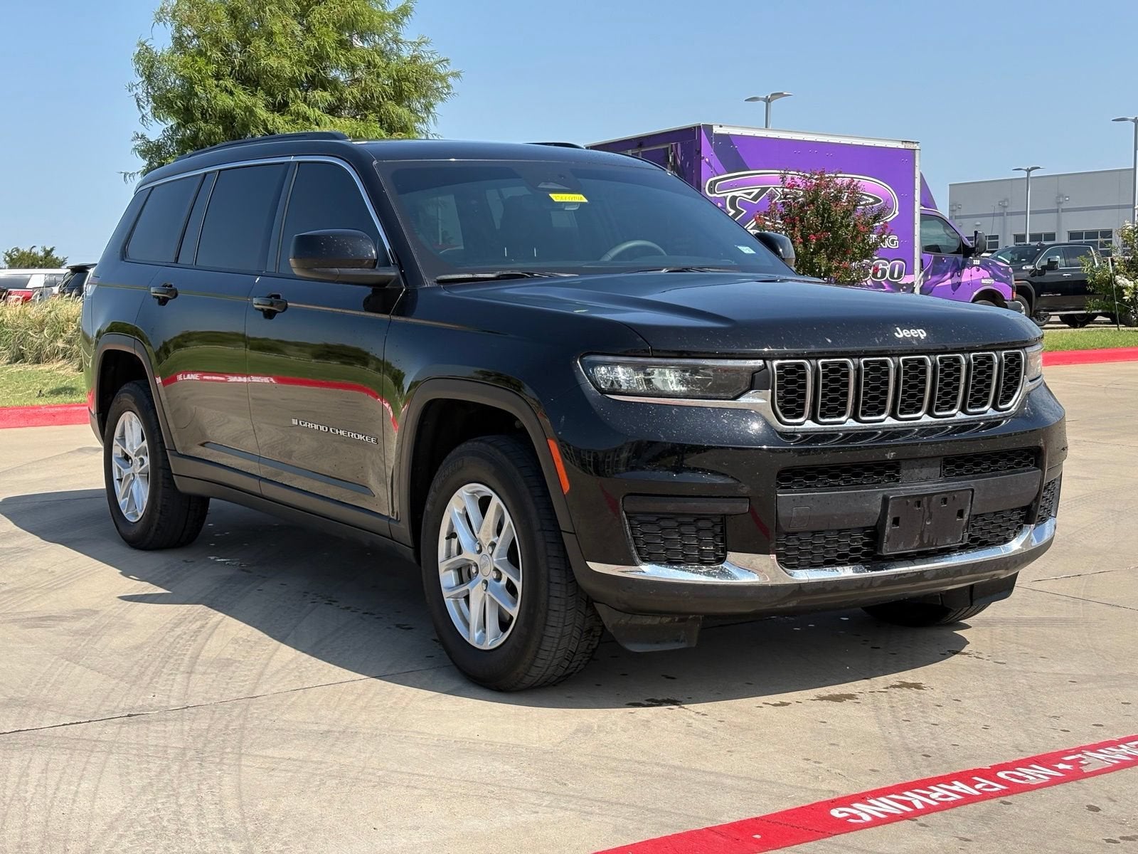2025 Jeep Grand Cherokee L Laredo X 4x2