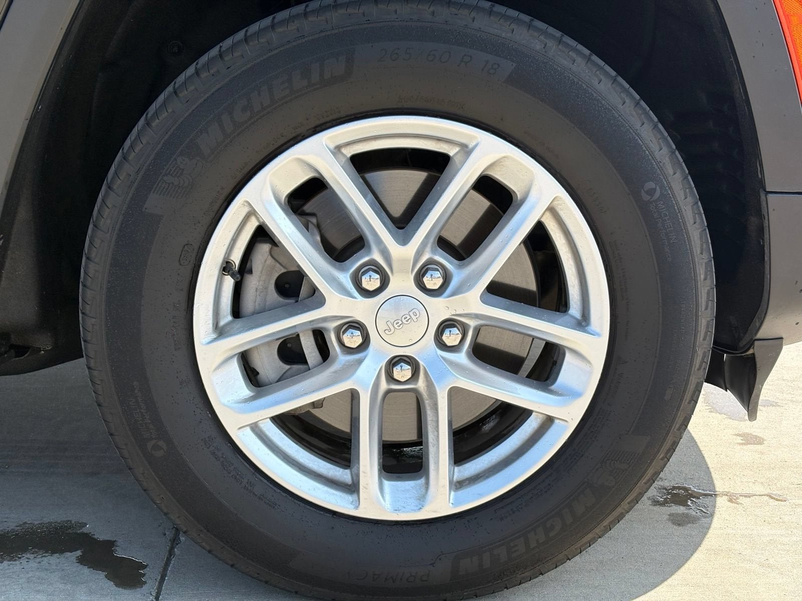 2025 Jeep Grand Cherokee L Laredo X 4x2