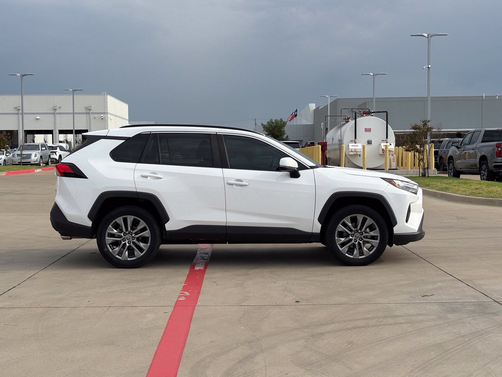 2022 Toyota RAV4 XLE