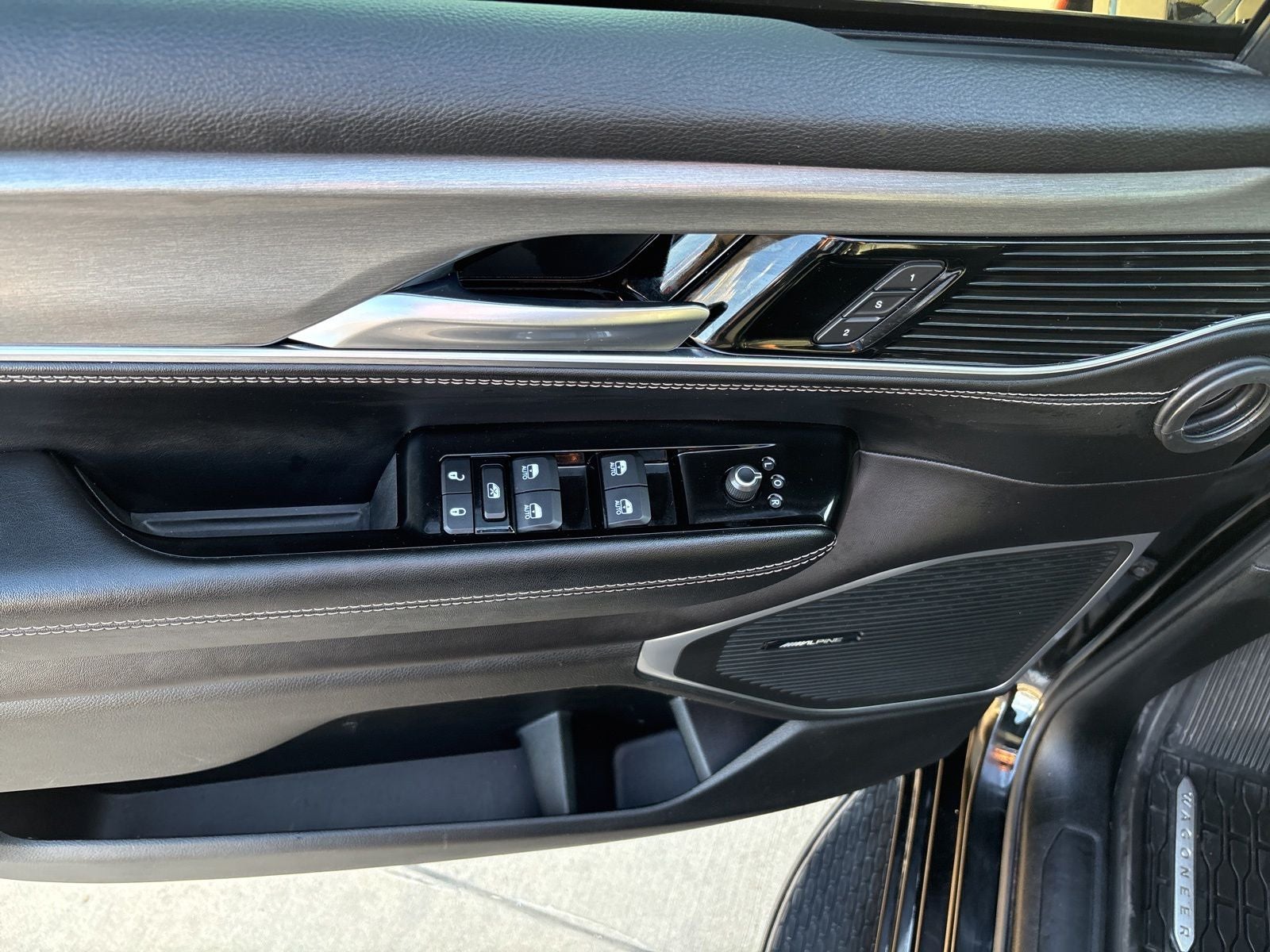 2023 Jeep Wagoneer Series II