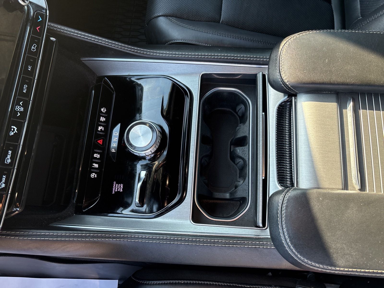 2023 Jeep Wagoneer Series II