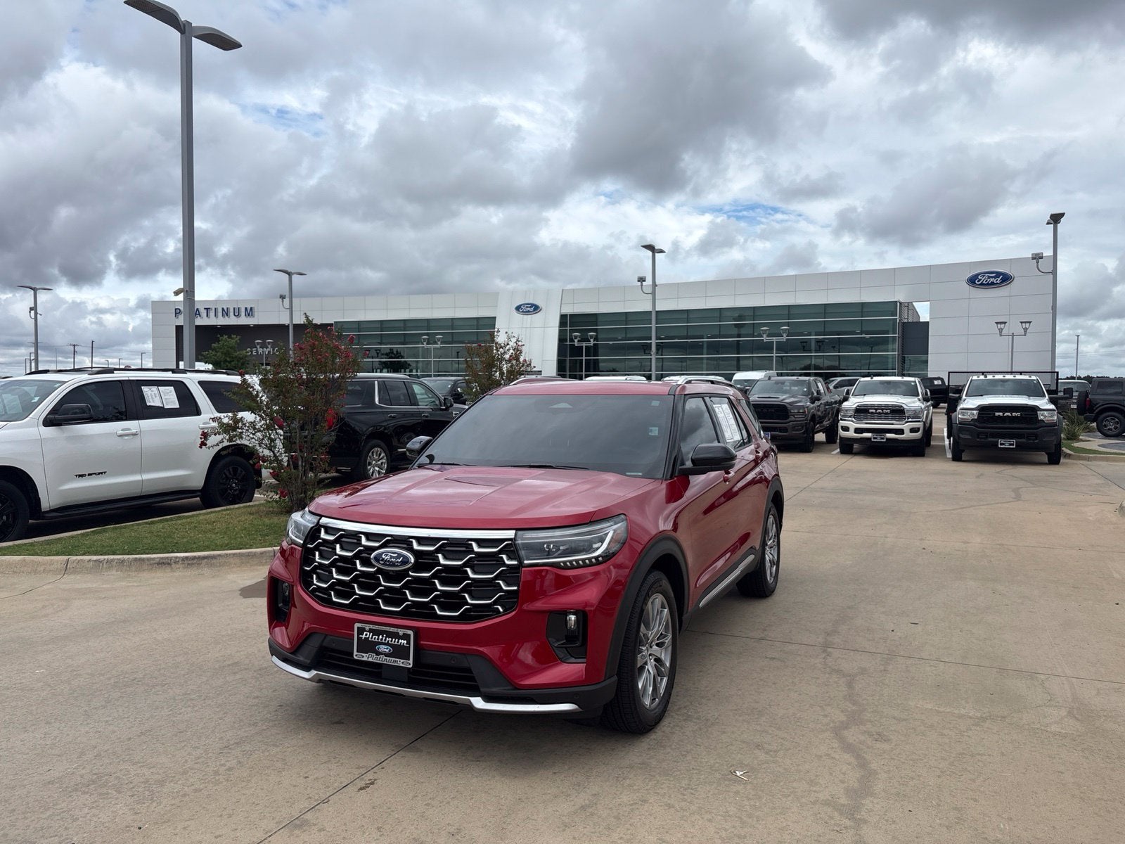2025 Ford Explorer Platinum