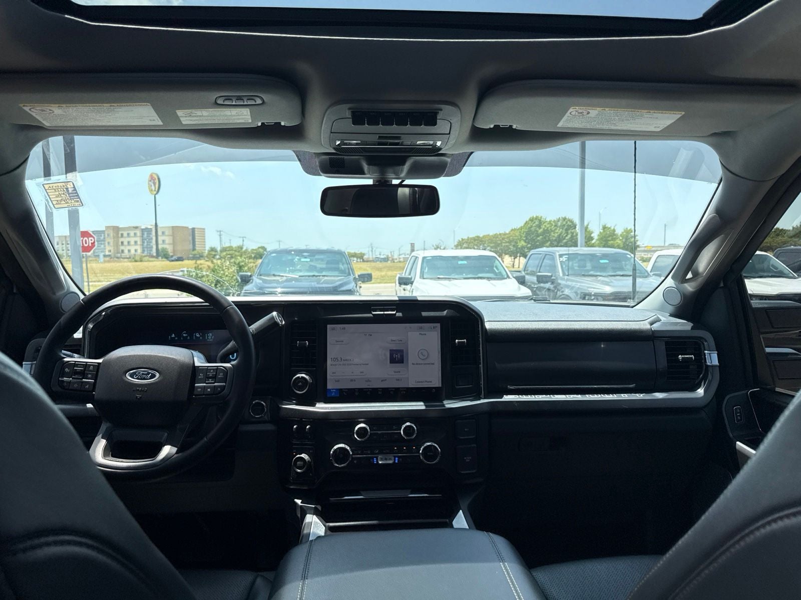 2025 Ford F-350SD Lariat DRW