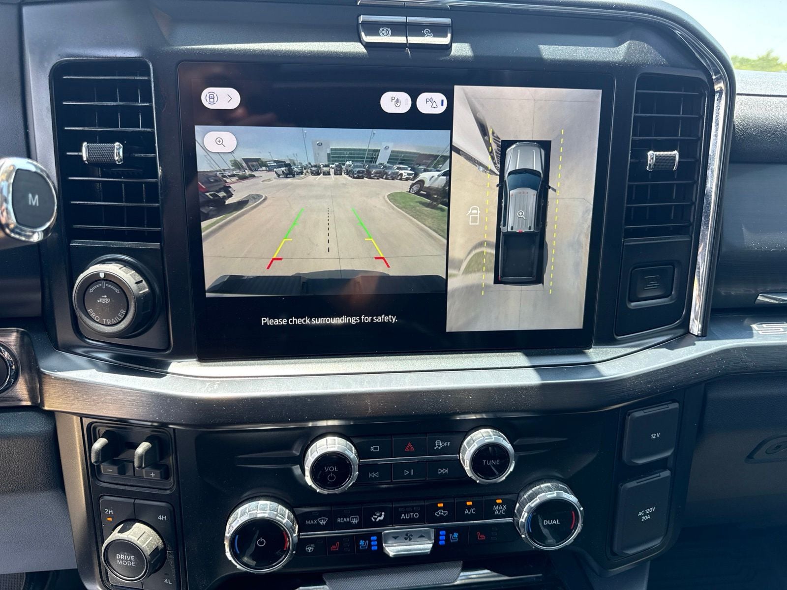 2025 Ford F-350SD Lariat DRW