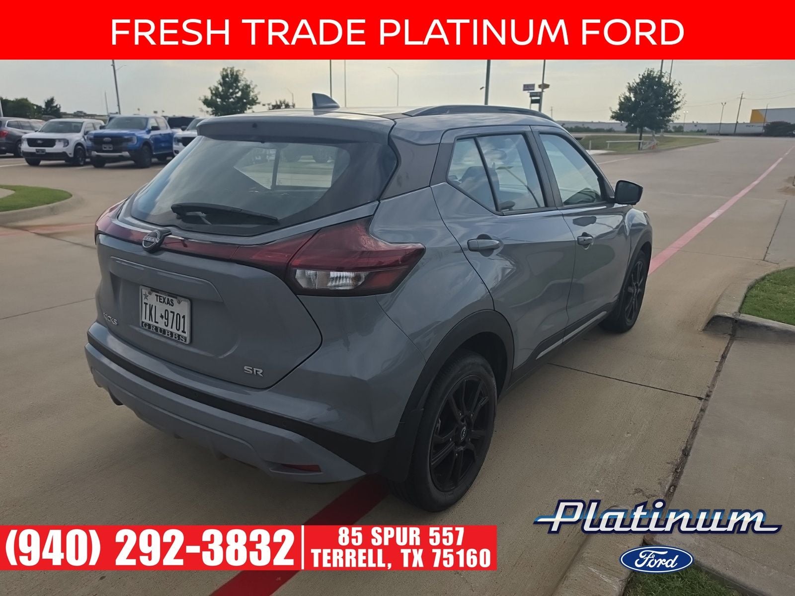 2023 Nissan Kicks SR