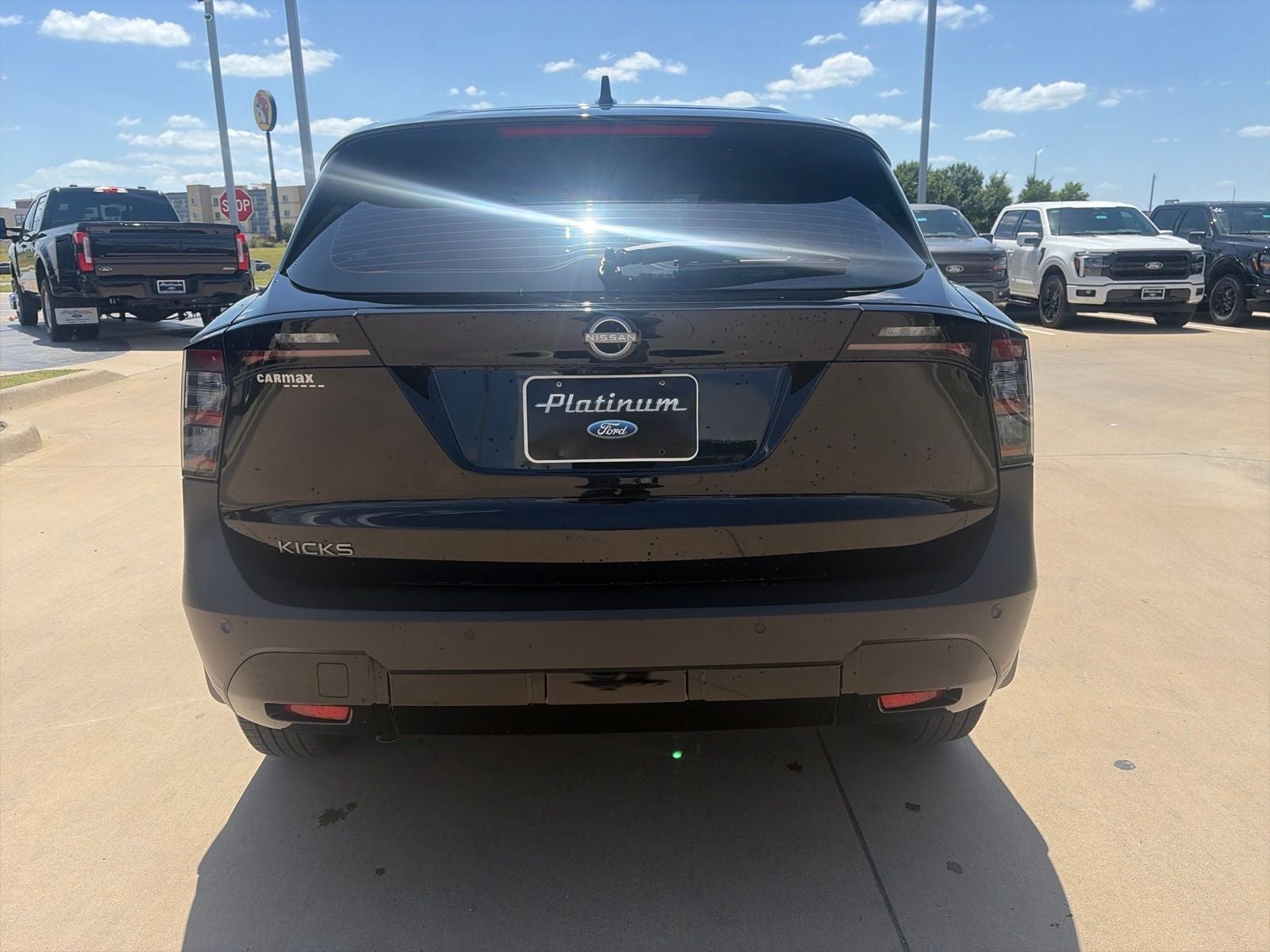 2025 Nissan Kicks S