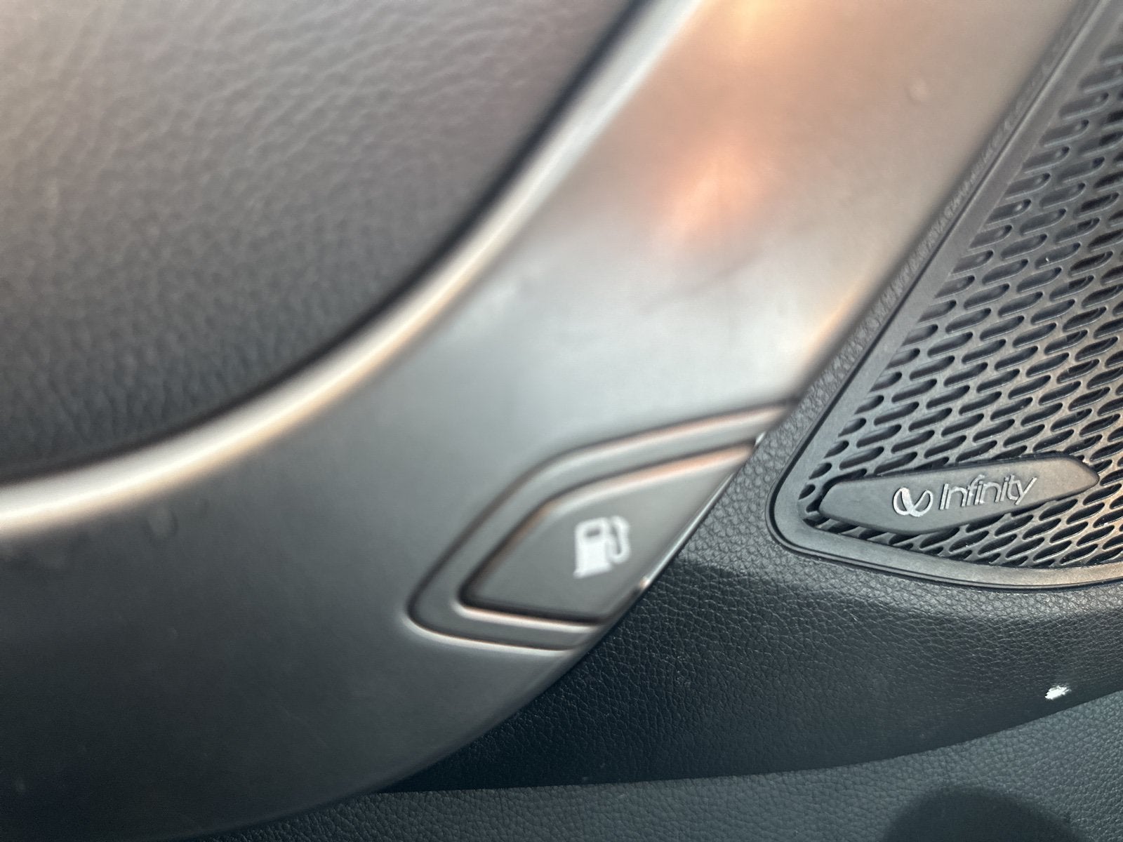 2017 Hyundai Santa Fe Limited Ultimate