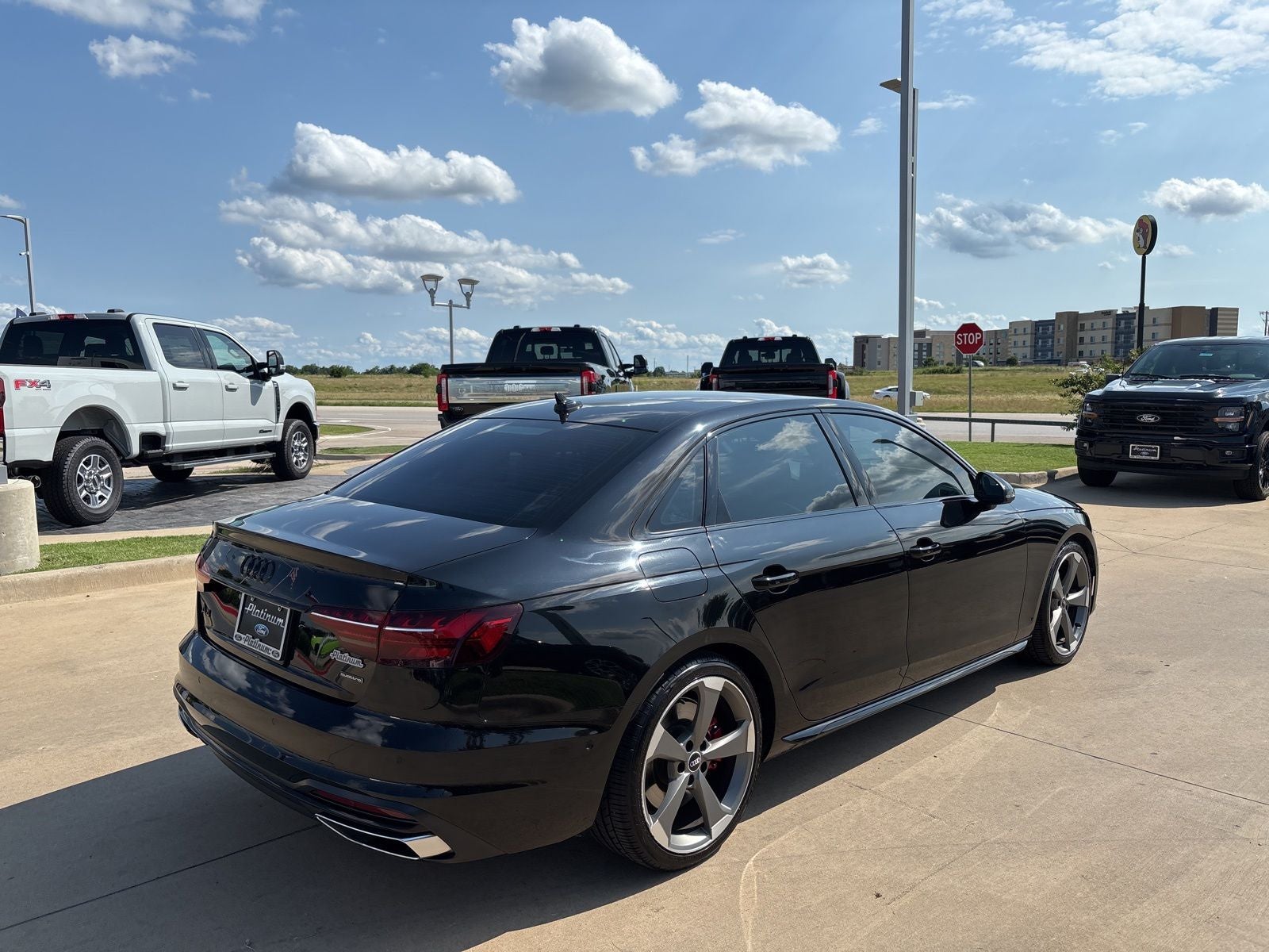 2022 Audi A4 45 S line Prestige quattro